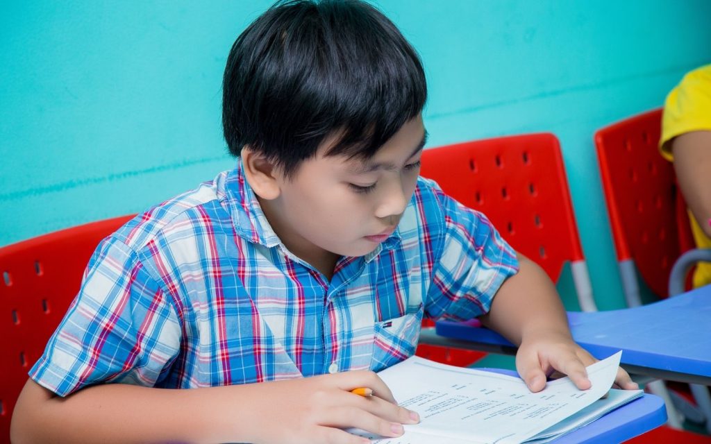 Rèn luyện đồng đều nghe nói đọc viết, tăng phản xạ và khả năng sử dụng tiếng Anh